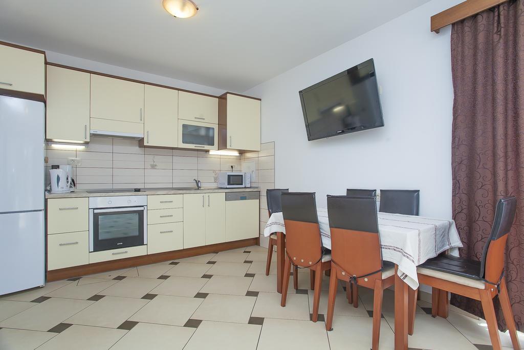 Apartments Villa Maris 鲁巴达 客房 照片