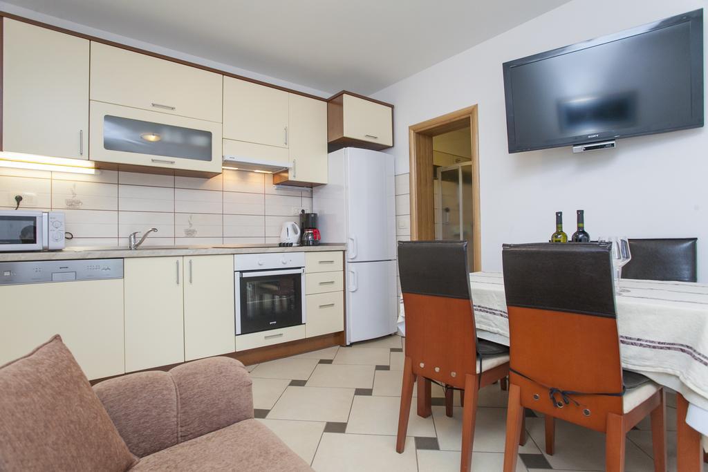 Apartments Villa Maris 鲁巴达 客房 照片
